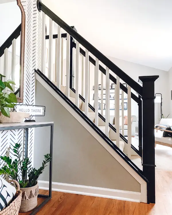 Staircase Makeover: Painting Black and Updating the Whole Look!