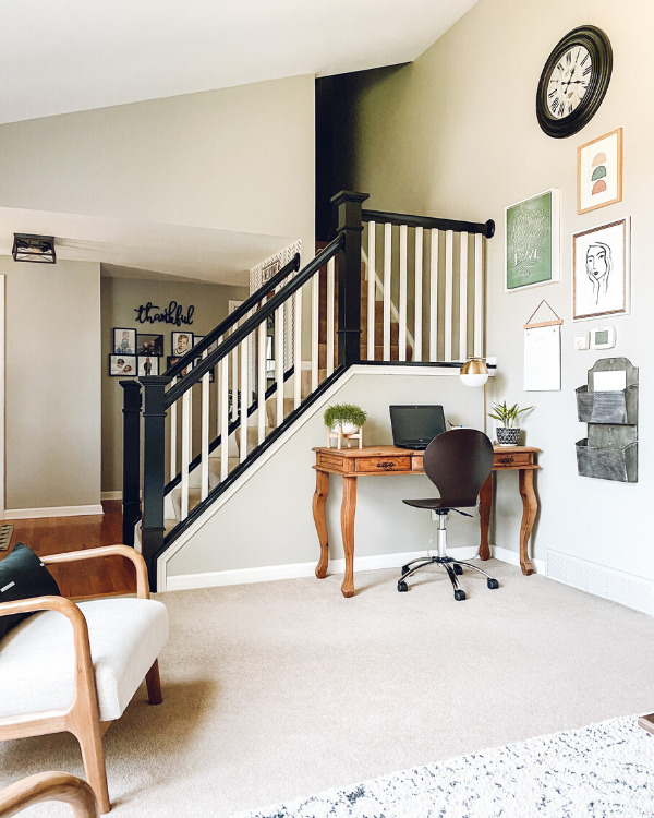 Staircase Makeover: Painting Black and Updating the Whole Look!