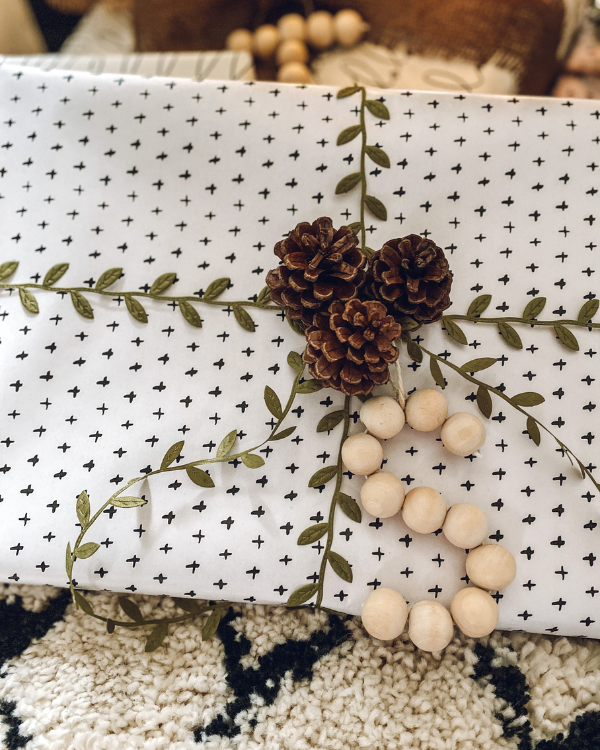 DIY Beaded Letter Gift Tag "S"