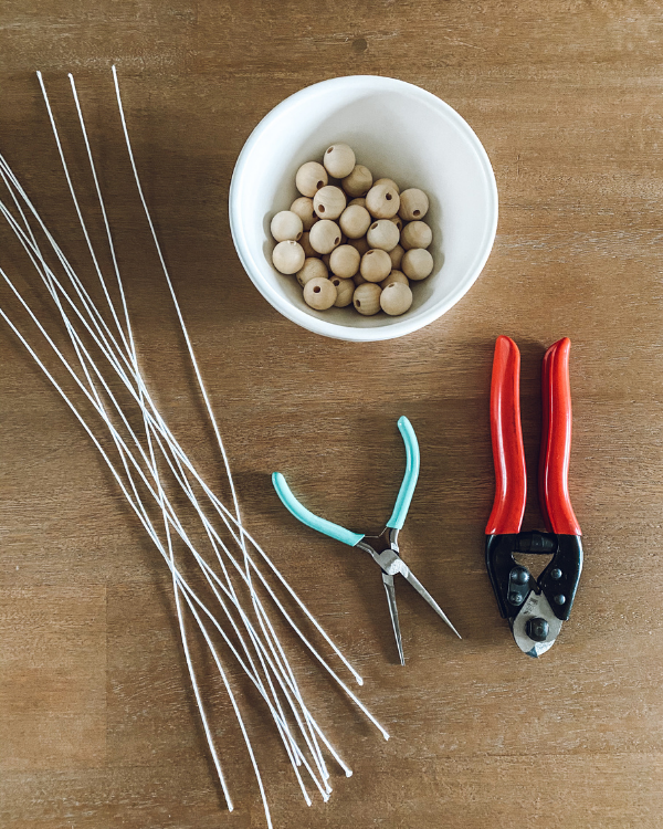 materials needed for the DIY beaded letter gift tag