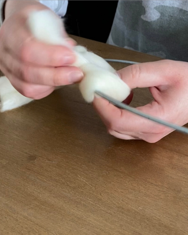 how to make a boho wreath with thick fuzzy yarn