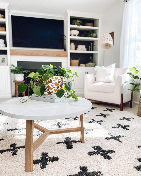 DIY Valentine's Day planter made with napkins
